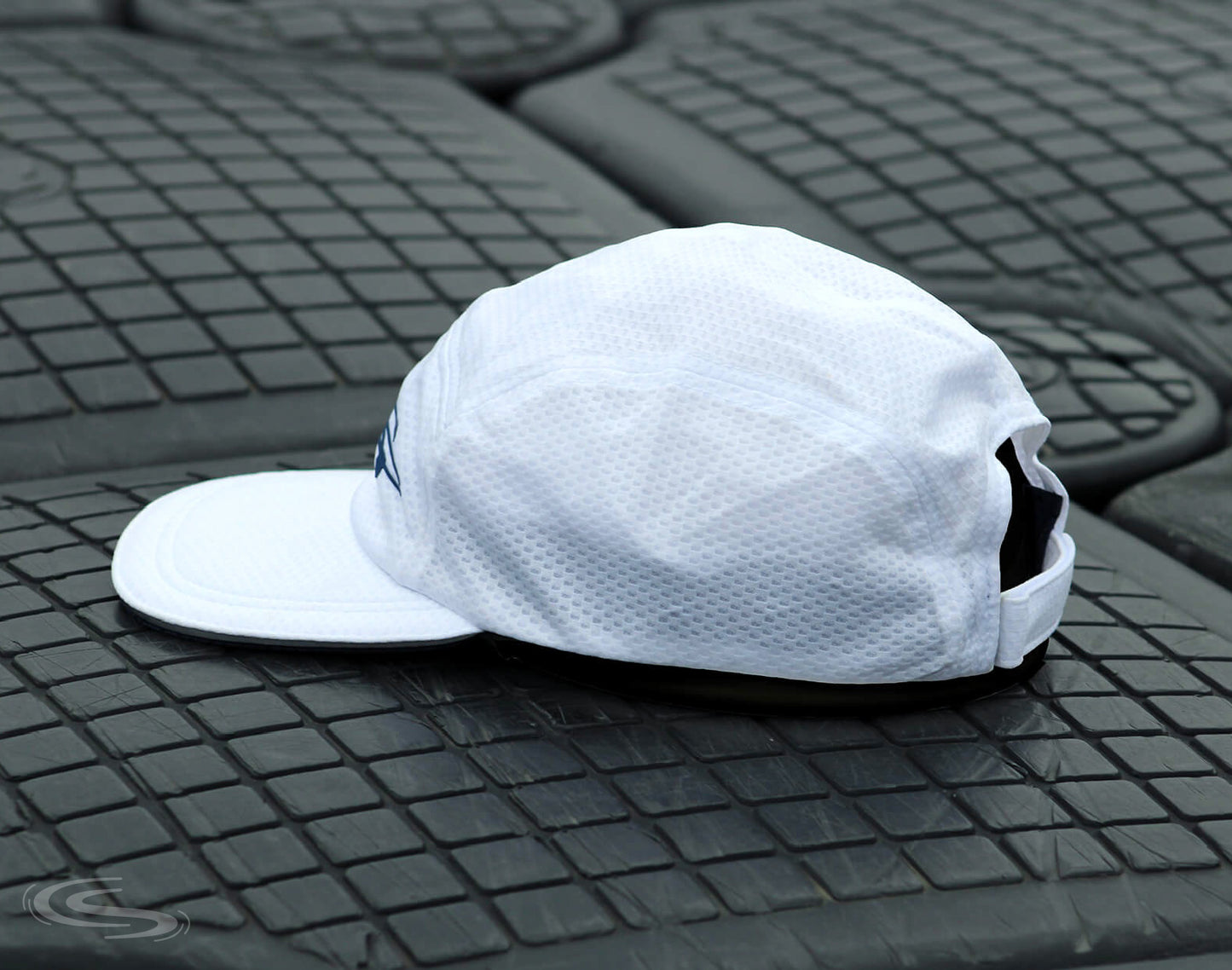 Sculler's Catch Men's Performance Cap